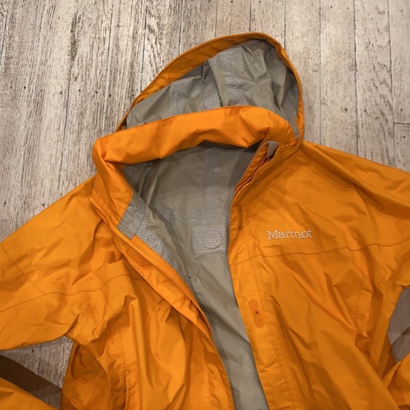 Marmot orange eco rain jacket windbreaker size MM.Unisex used condition - Picture 12 of 15